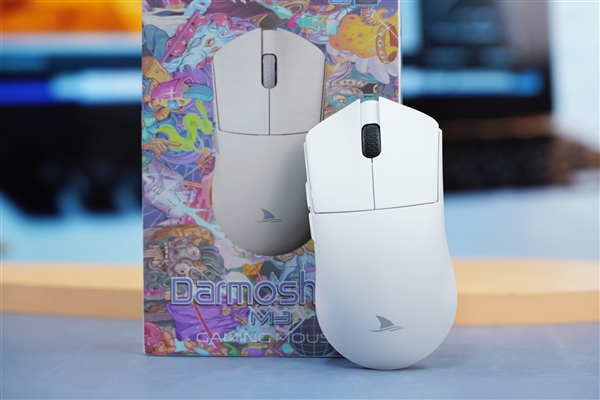 219元鼠标卷王!达摩鲨M3三模无线鼠标图赏(图1) 219元鼠标卷王!达摩鲨M3三模无线鼠标图赏(图1)