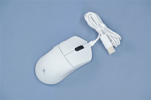 219元鼠标卷王!达摩鲨M3三模无线鼠标图赏(图3) 219元鼠标卷王!达摩鲨M3三模无线鼠标图赏(图3)