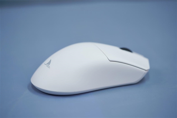 219元鼠标卷王!达摩鲨M3三模无线鼠标图赏(图5) 219元鼠标卷王!达摩鲨M3三模无线鼠标图赏(图5)