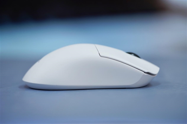 219元鼠标卷王!达摩鲨M3三模无线鼠标图赏(图6) 219元鼠标卷王!达摩鲨M3三模无线鼠标图赏(图6)