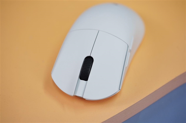 219元鼠标卷王!达摩鲨M3三模无线鼠标图赏(图10) 219元鼠标卷王!达摩鲨M3三模无线鼠标图赏(图10)