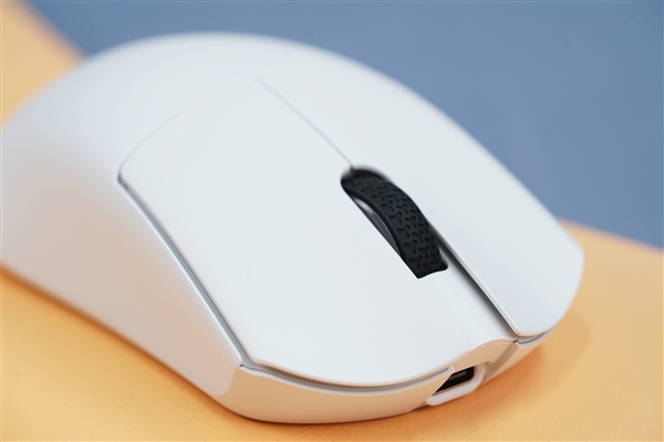 219元鼠标卷王!达摩鲨M3三模无线鼠标图赏(图11) 219元鼠标卷王!达摩鲨M3三模无线鼠标图赏(图11)