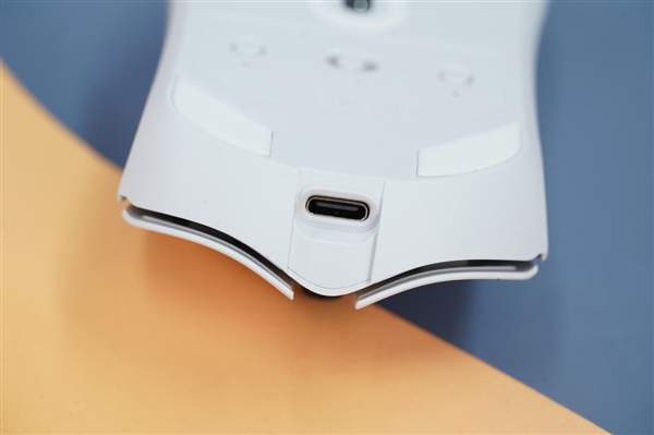 219元鼠标卷王!达摩鲨M3三模无线鼠标图赏(图19) 219元鼠标卷王!达摩鲨M3三模无线鼠标图赏(图19)